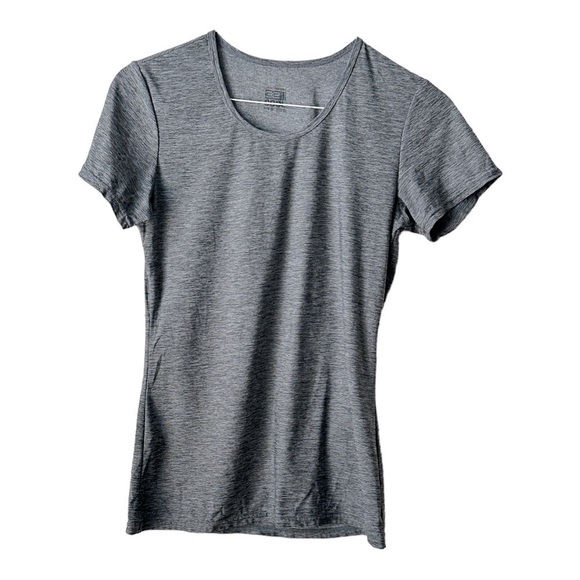 ❤️ 32 DEGREES Gray Active Tee Size M ❤️ - Picture 1 of 6